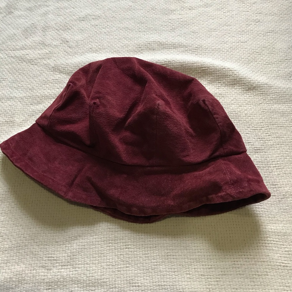 Suede leather round top burgundy bucket hat NWT